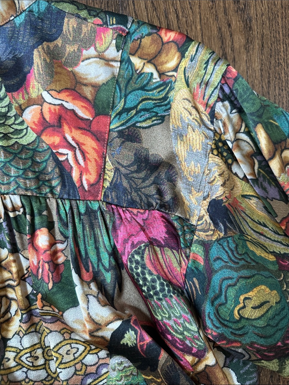 Johnny Was Parrot Cosima 100%silk peasant blouse in pristine condition! - Picture 10 of 10